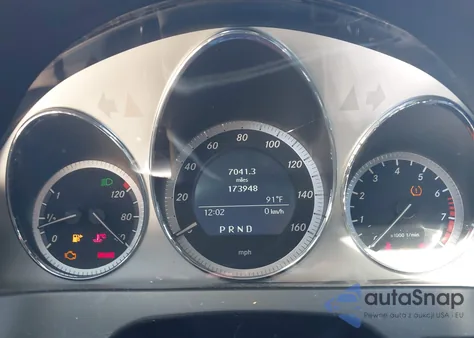 2009 Mercedes-Benz C 300 Luxury/Sport from USA, damaged, VIN WDDGF54X99F235630